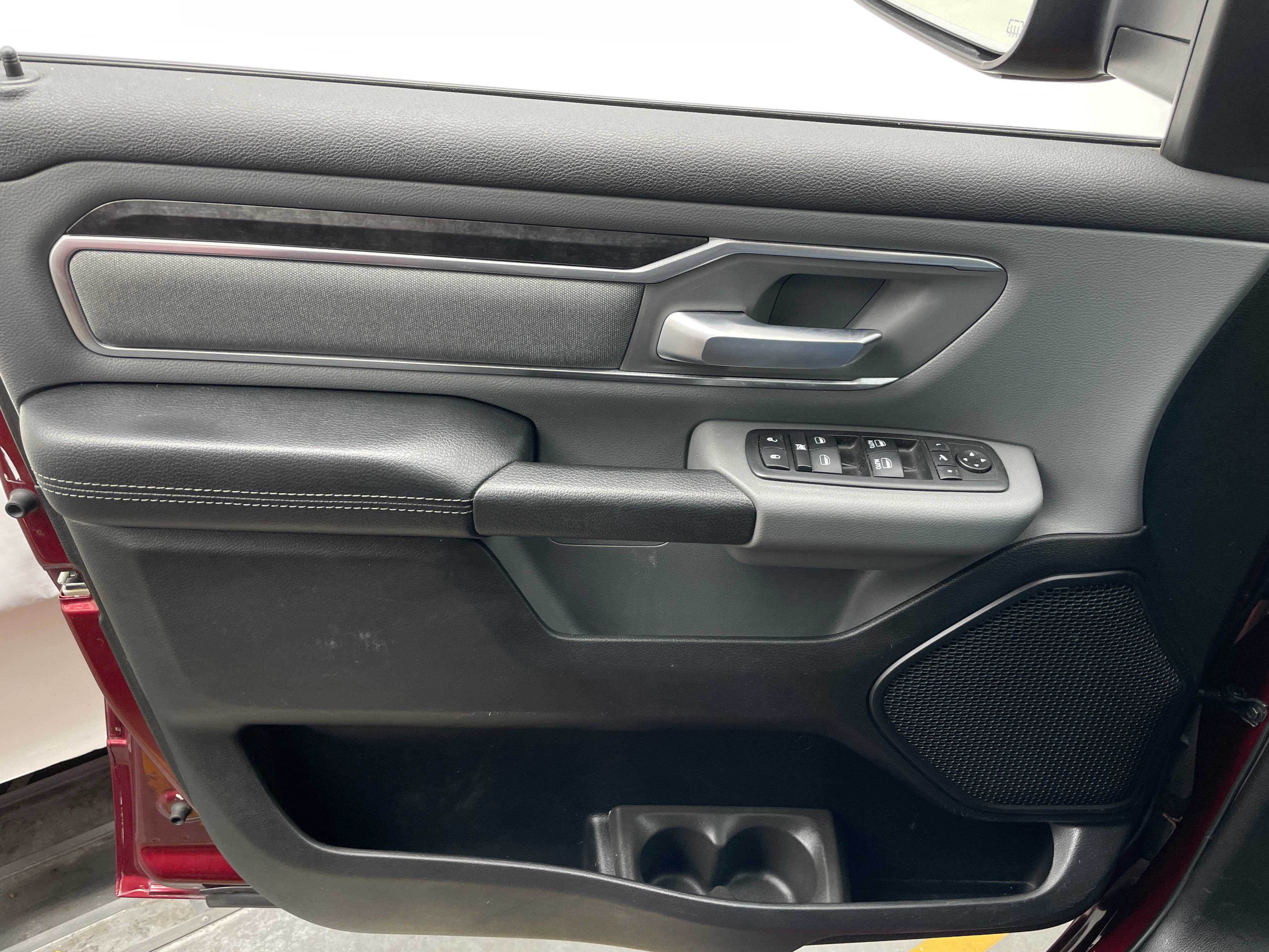ram ram 1500 pickup 2019 1C6SRFFT0KN573691 image ram ram 1500 pickup 2019 1C6SRFFT0KN573691 image